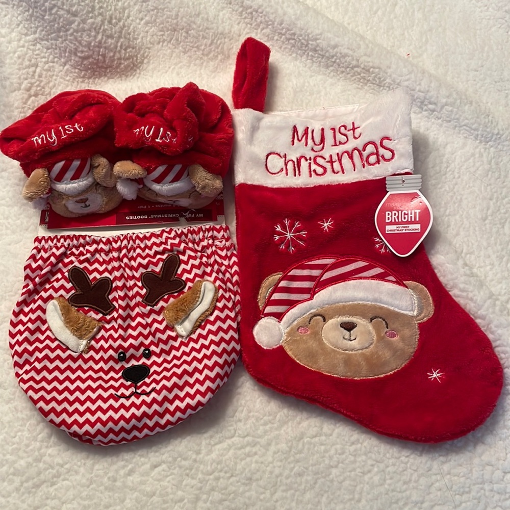 My First Christmas THREE Piece Unisex Baby Bundle 0-6 Months